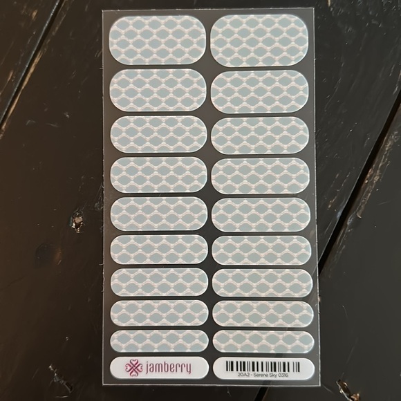 JAMBERRY nail wraps - serene sky - Picture 2 of 7